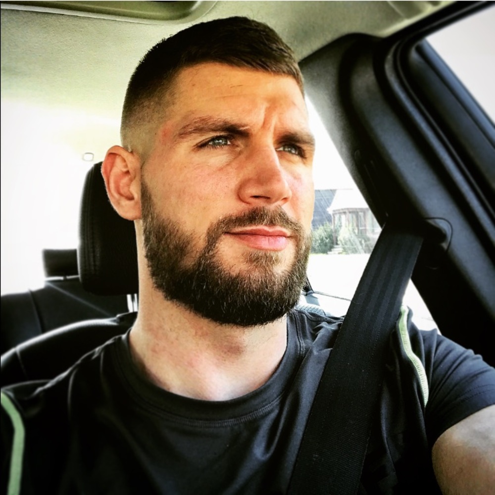 Meet your Posher, Chris